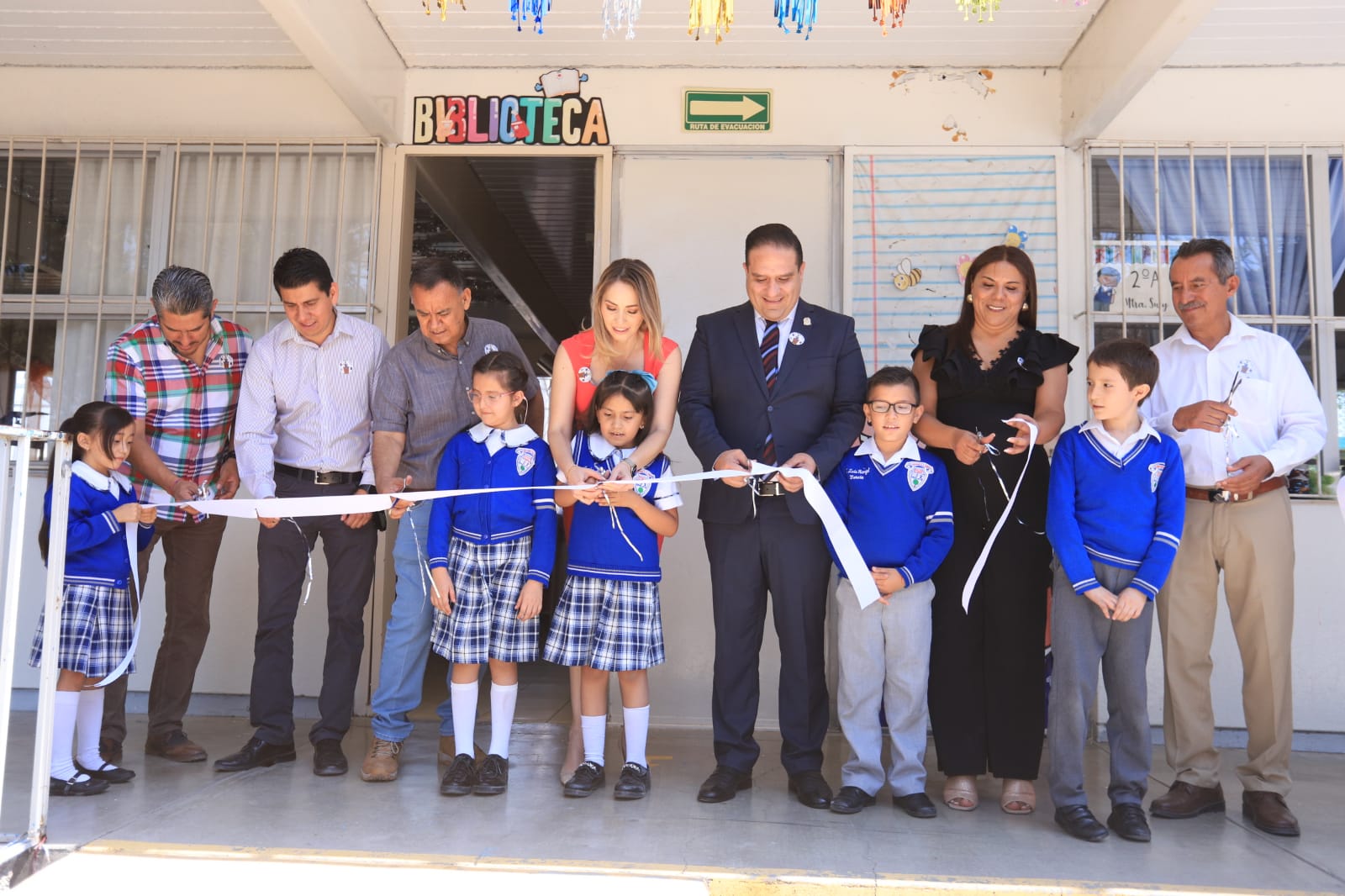 Reconoce José Juan Sánchez a estudiantes destacados de primaria: @MunicipioAgs