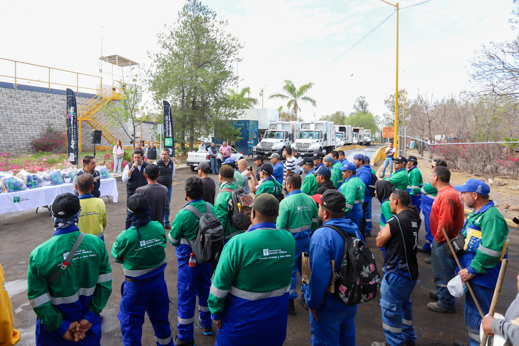 Entrega @MunicipioAgs personal del Centro de Transferencia Universidad