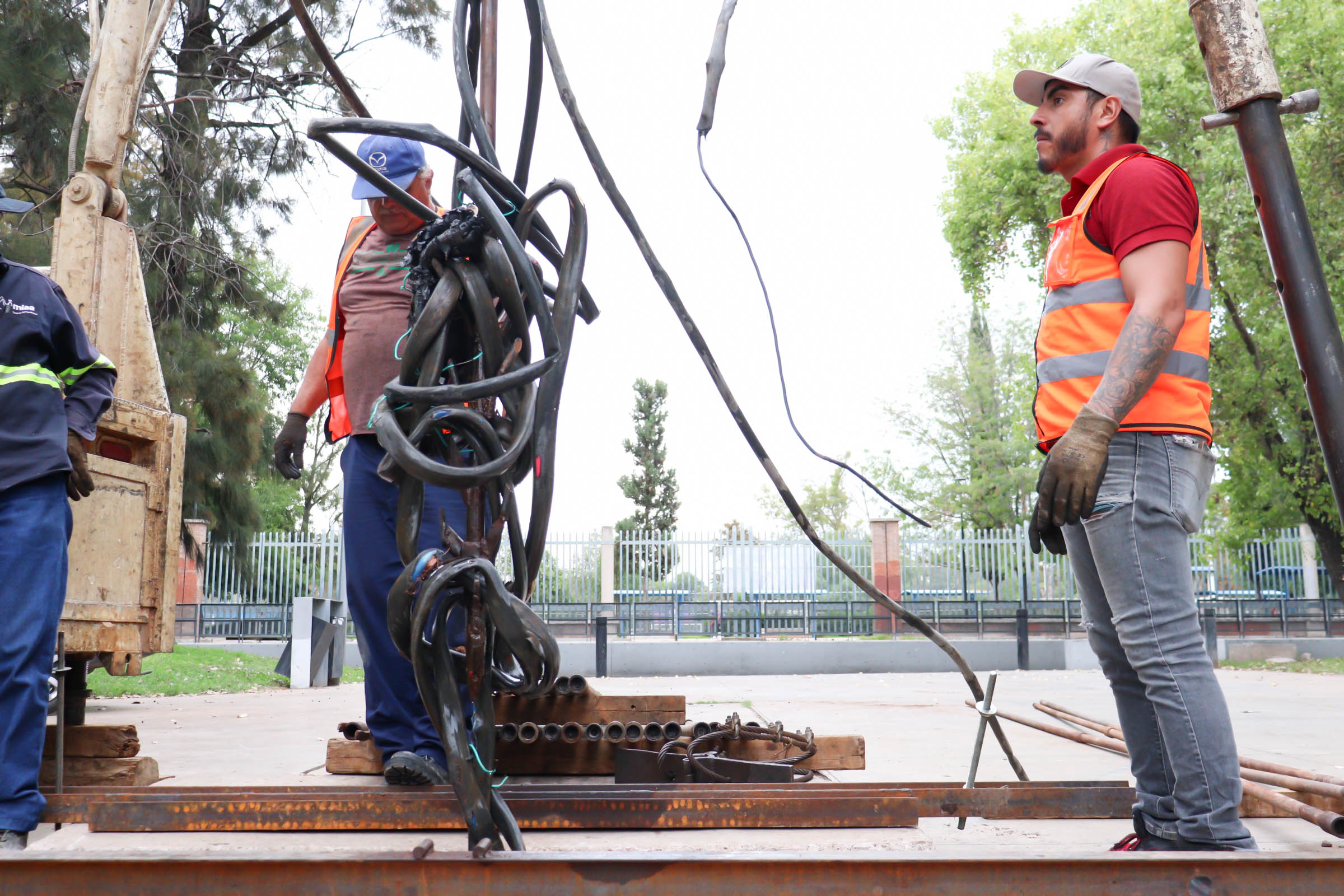 Trabajo @MunicipioAgs en renovación y mantenimiento de infraestructura hidráulica