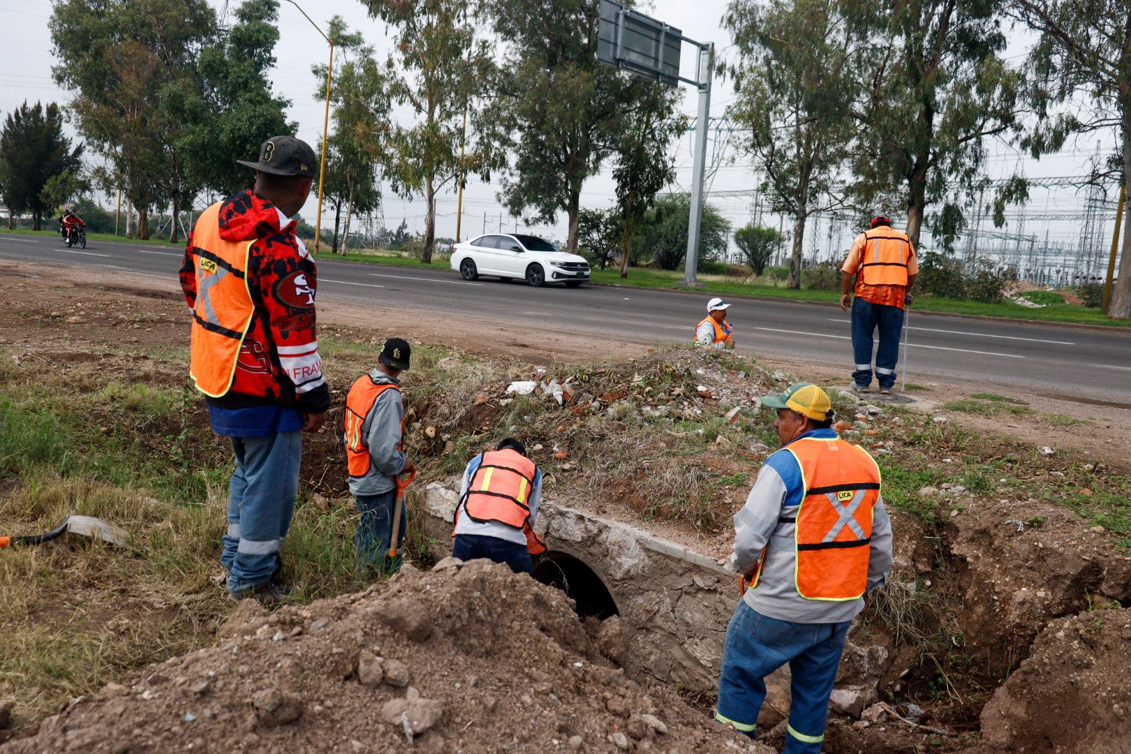 Continúa @MunicipioAgs dando atención a afectaciones por la lluvia