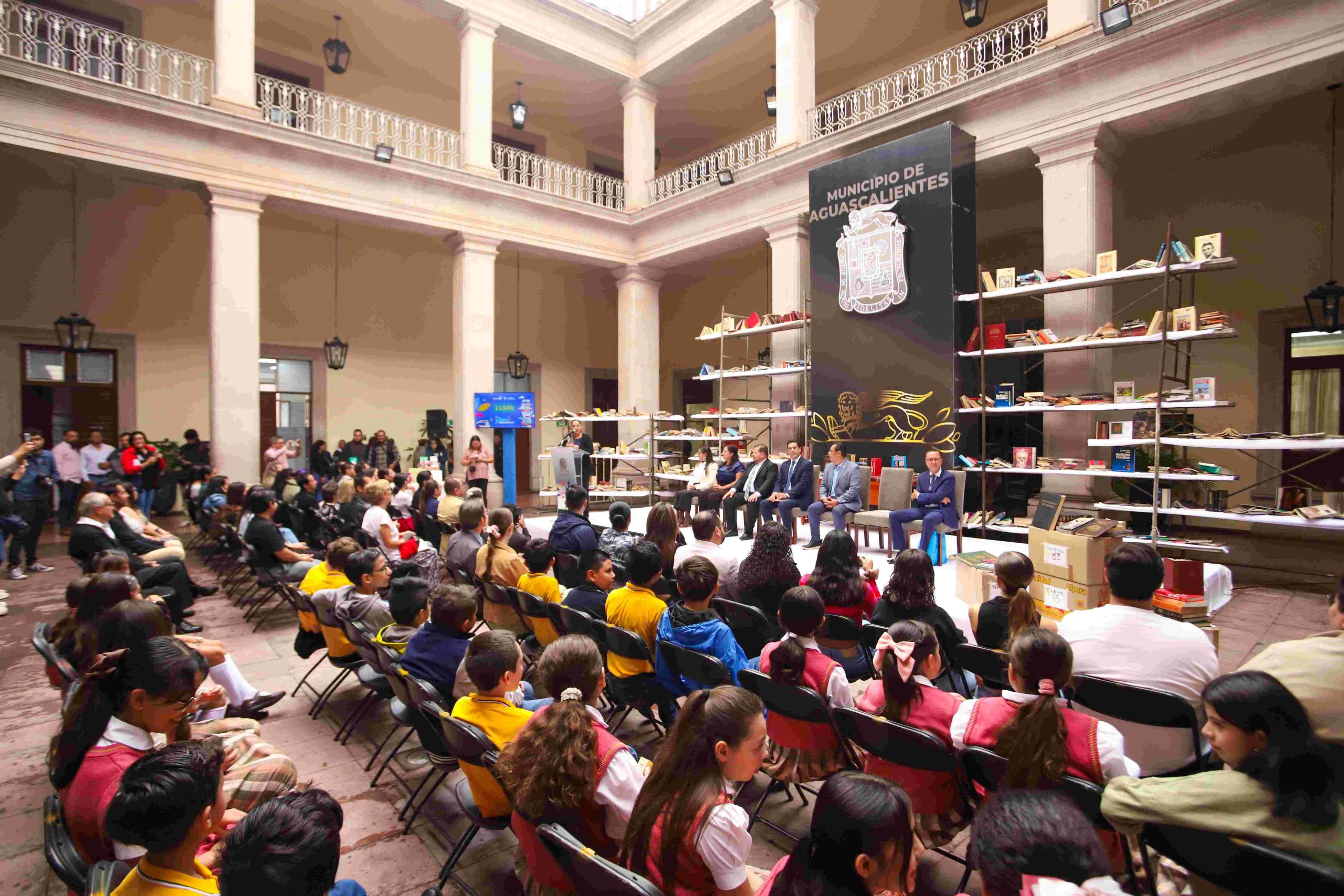 Más de 11 mil libros en la tercera edición de la campaña «Un Libro por Aguascalientes»