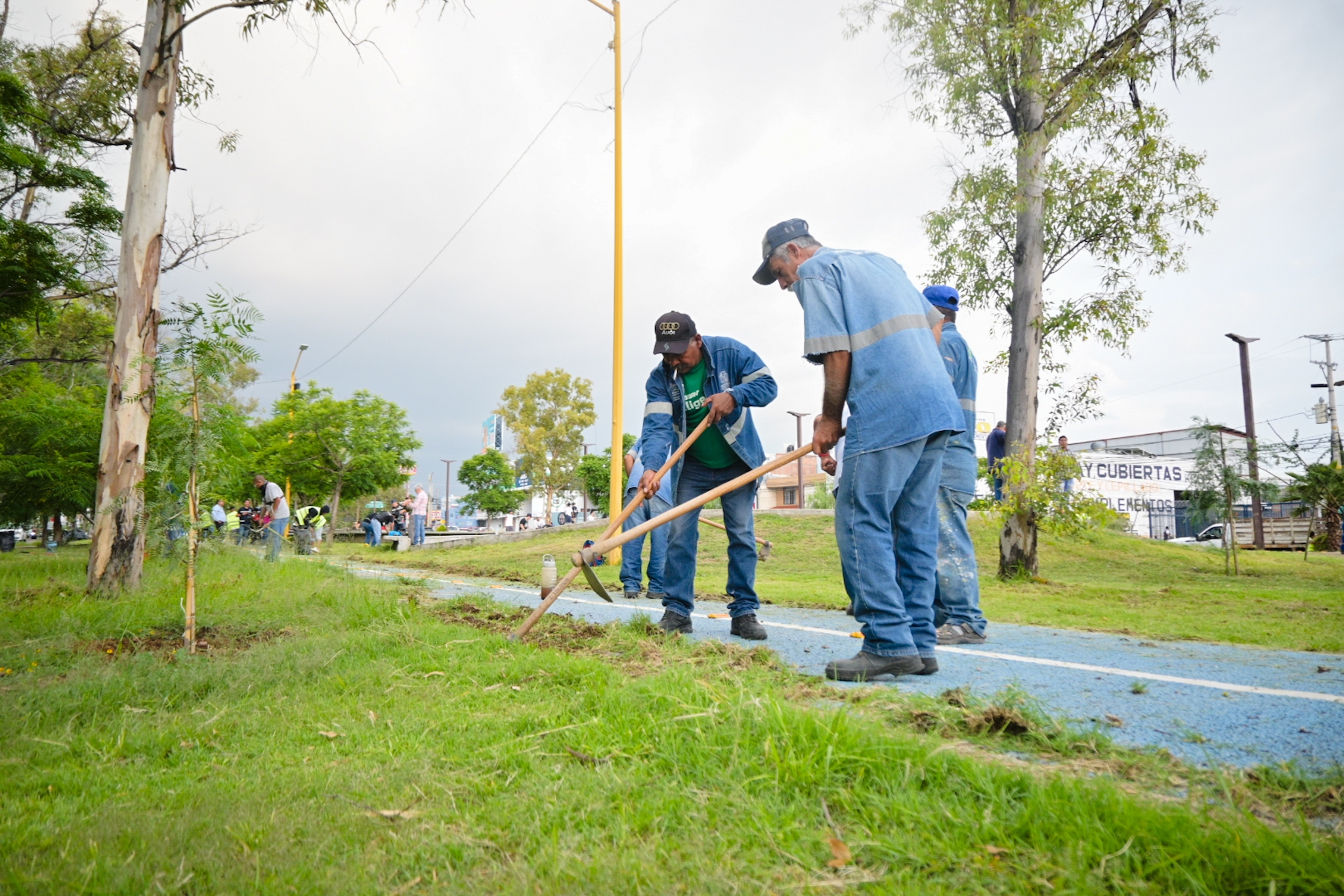 @MunicipioAgs realiza jornada de limpieza y desmalezado